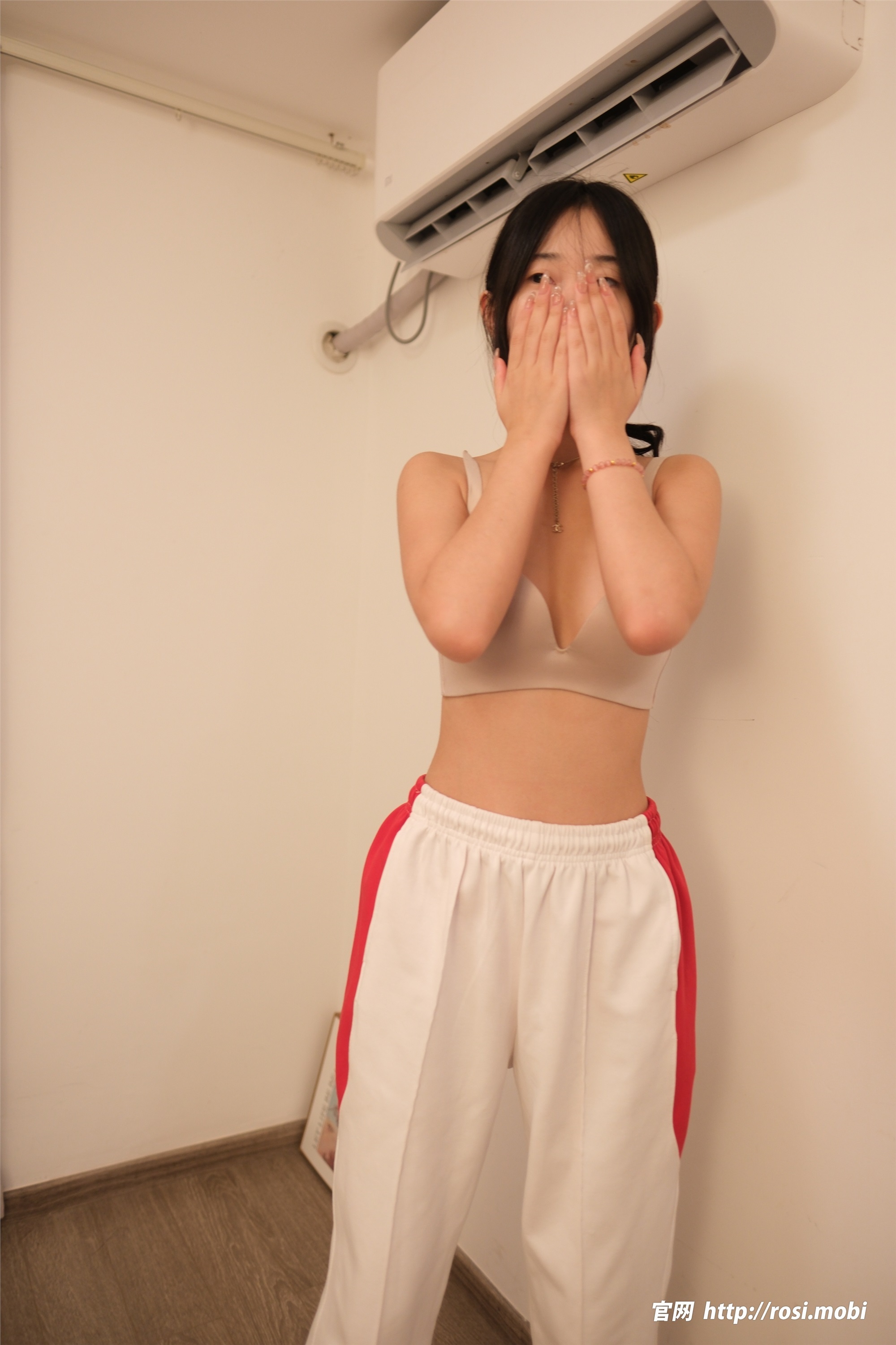 ROSI写真 2025.06.04 NO.4930